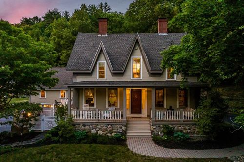 295 Wadleigh Falls Rd, Lee, NH, 03861-6225 | Card Image