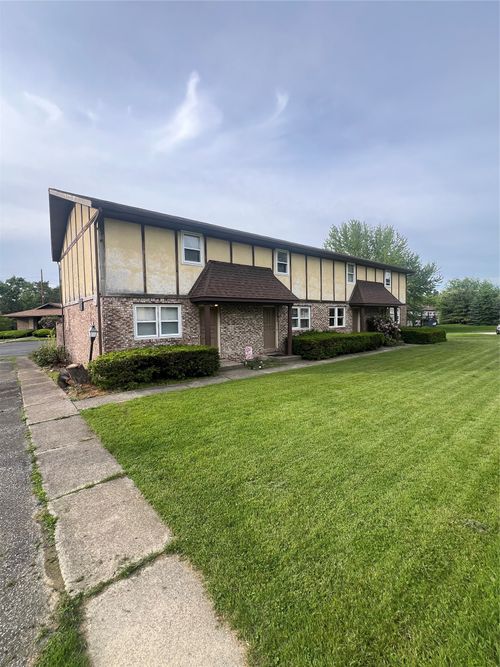 3-3861 Lancaster Road, Erie, PA, 16506 | Card Image