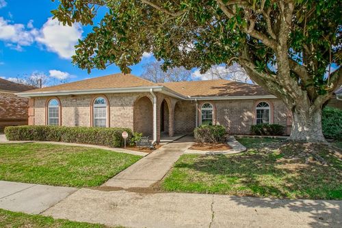 2004 Richland Ave, Metairie, LA, 70001-2669 | Card Image