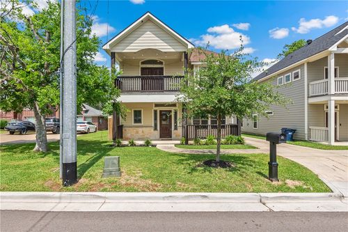 1611 Park Pl, College Station, TX, 77840-3136 | Card Image