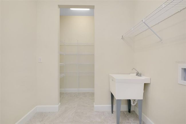 EXTRA STORAGE IN LAUNDRY ROOM | Image 46
