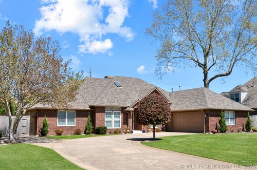 5408 W Orlando Cir, Broken Arrow, OK, 74011-1136 | Card Image