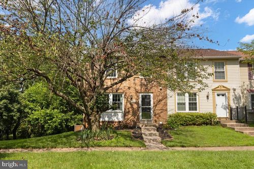 3921 Plum Run Ct, FAIRFAX, VA, 22033-1421 | Card Image