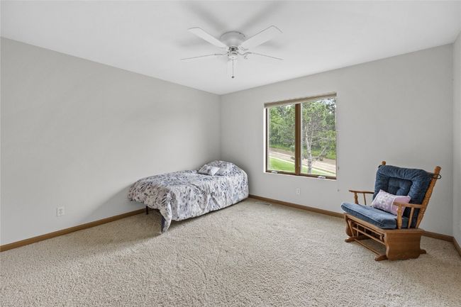 A - 664 J Ave Ne, Condo with 3 bedrooms, 3 bathrooms and null parking in Cedar Rapids IA | Image 22