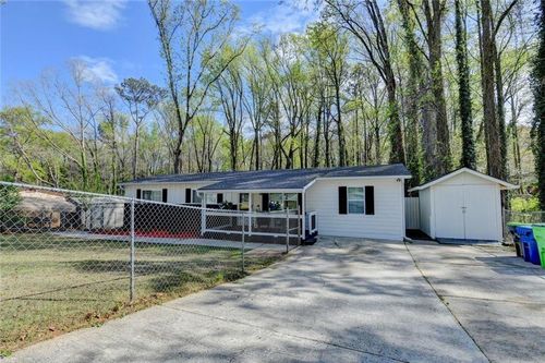 551 Oak Hills Rd Sw, Mableton, GA, 30126-1615 | Card Image