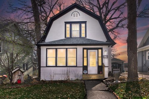 609 Oak Ln, Albert Lea, MN, 56007-2513 | Card Image