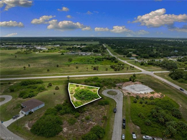 Aerial overview of property's location featuring property boundaries highlighted | Image 4