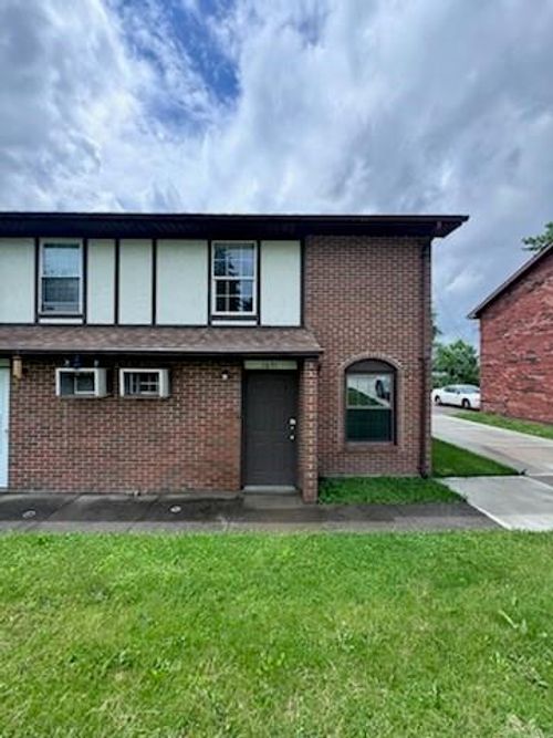 1651 Stewart Blvd, Fairborn, OH, 45324-3017 | Card Image