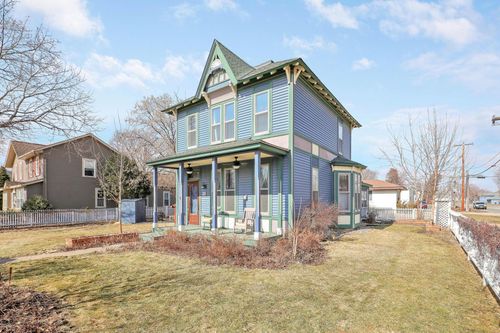 421 Oak St, Farmington, MN, 55024-1325 | Card Image