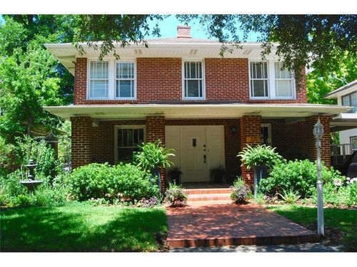 2212 Lipscomb St, Fort Worth, TX, 76110-2049 | Card Image