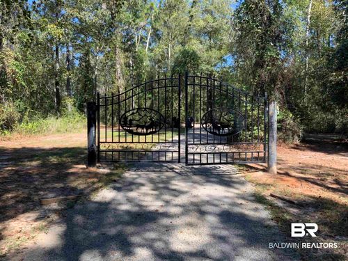 47580 Lea Baird Ln, Bay Minette, AL, 36507-6216 | Card Image