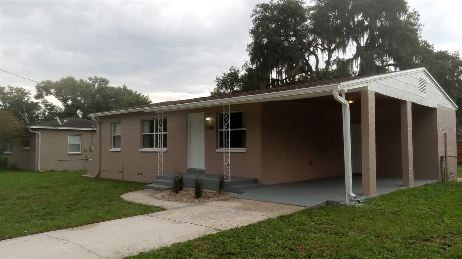 Carroll Pl, Tampa, FL 33612
