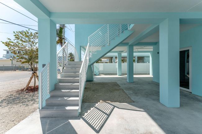 Entrance stairs | Image 18