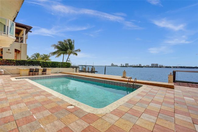 12455 Keystone Island Dr, House other with 7 bedrooms, 7 bathrooms and null parking in North Miami FL | Image 6