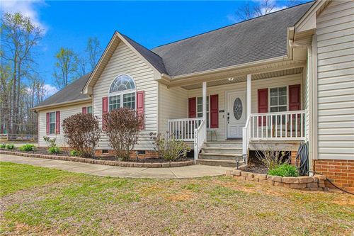 4619 Plantation Manor Dr, Randleman, NC, 27317-8215 | Card Image