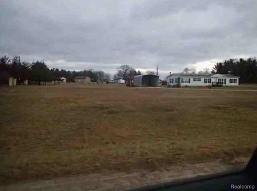 5450 Pear Ave, Newaygo, MI, 49337-9089 | Card Image