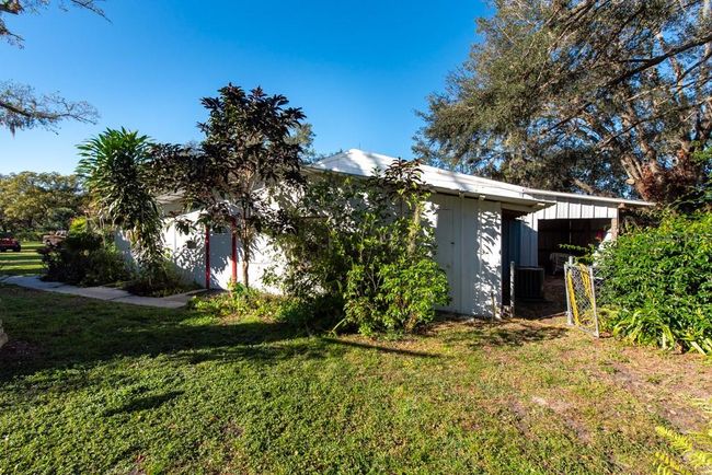11008 Browning Rd, House other with 4 bedrooms, 4 bathrooms and null parking in LITHIA FL | Image 45