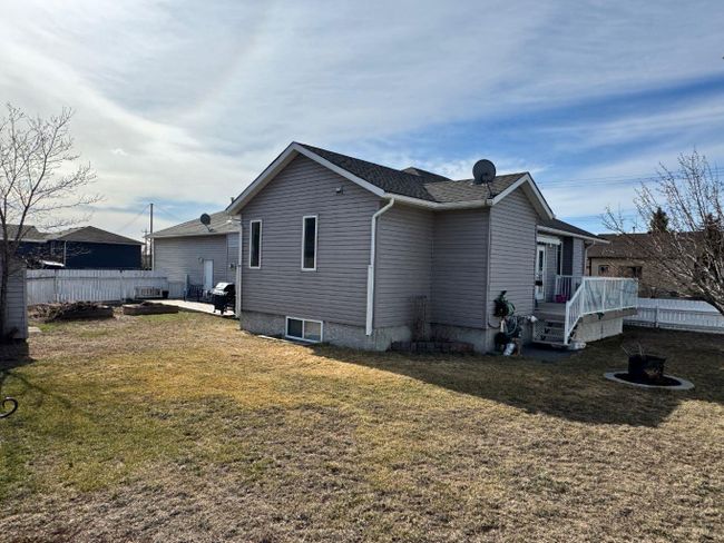 614 1 Street Sw, Home with 5 bedrooms, 3 bathrooms and 2 parking in Drumheller AB | Image 37