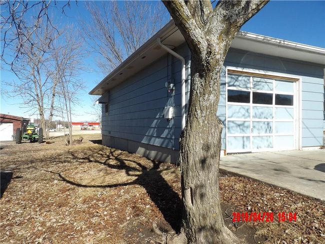 217 Warren St, House other with 3 bedrooms, 2 bathrooms and null parking in Garnett KS | Image 5