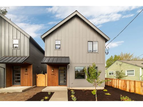 5695 Se 60th Ave, Portland, OR, 97206 | Card Image