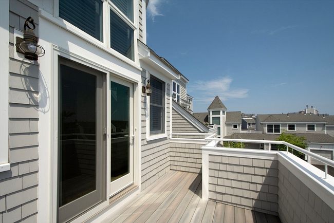 APT-2 - 6 State Park Rd, Condo with 2 bedrooms, 3 bathrooms and 2 parking in Hull MA | Image 6