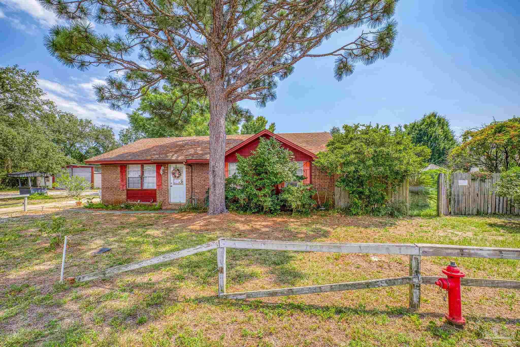 Harmony Ln, Gulf Breeze, FL 32563