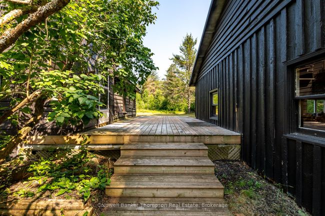 1049 Lawrence Pit Rd, House other with 4 bedrooms, 3 bathrooms and 6 parking in Utterson ON | Image 40