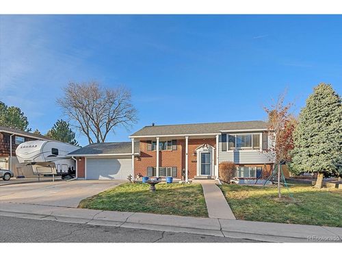10367 Monterey Cir, Northglenn, CO, 80260-6049 | Card Image