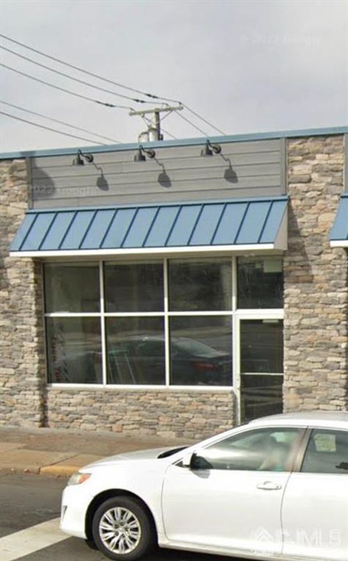 2-120 Main St, Woodbridge, NJ, 07095-2820 | Card Image