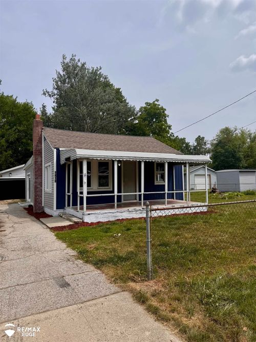 1418 W Juliah Avenue, Flint, MI, 48505 | Card Image