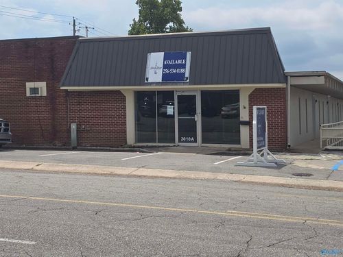 a-2010 Franklin St Se, Huntsville, AL, 35801-4514 | Card Image