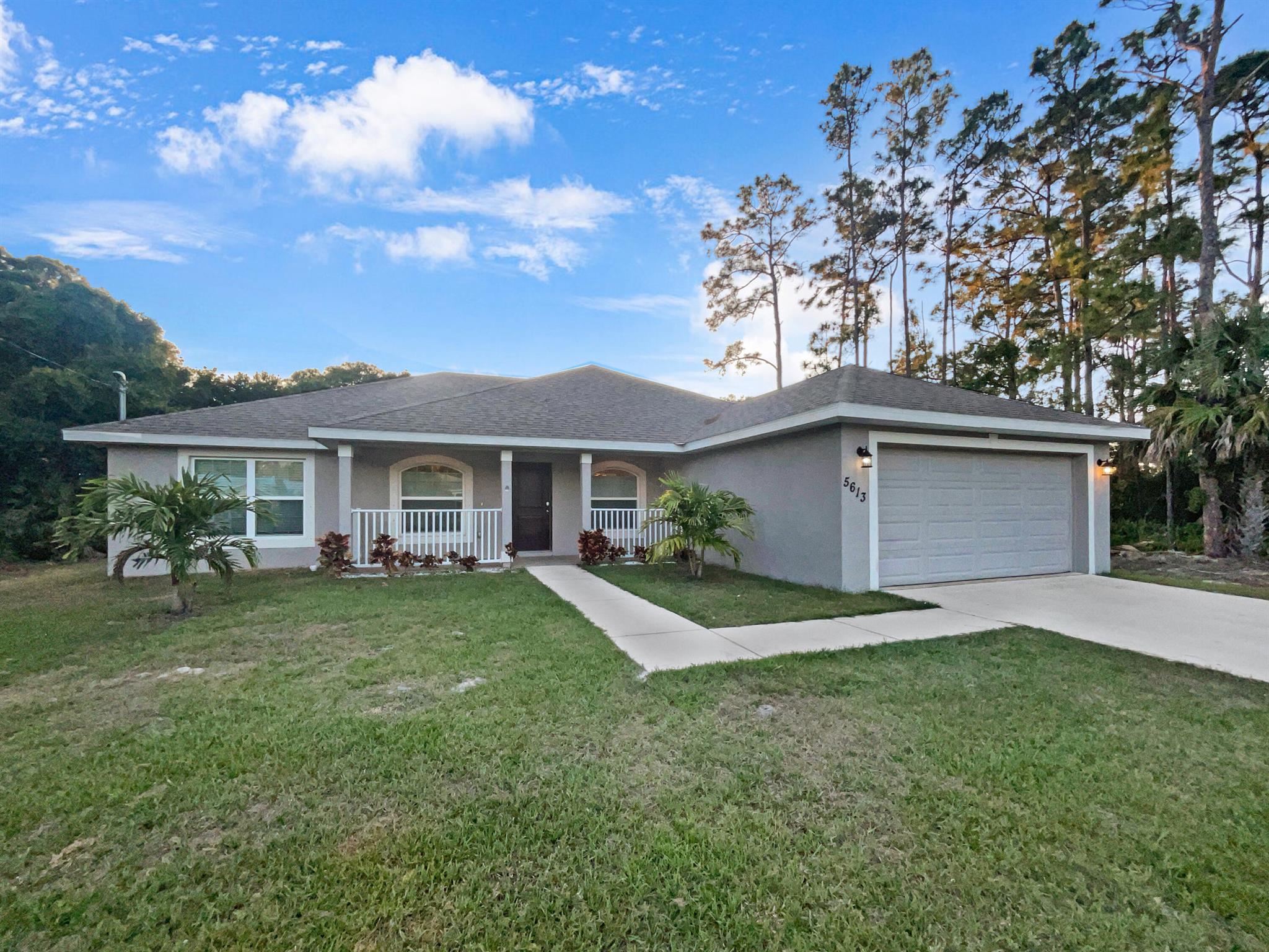 Palm Dr, Fort Pierce, FL 34982