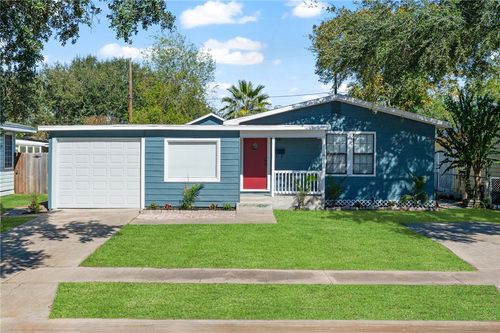 3926 Pyle Dr, Corpus Christi, TX, 78415-2535 | Card Image