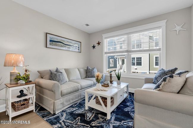 6 Shell Rd, Condo with 2 bedrooms, 3 bathrooms and 2 parking in Mantoloking NJ | Image 4