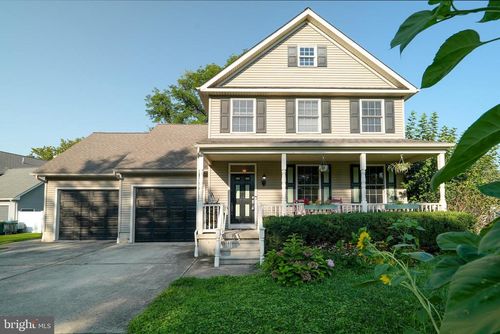 3300 Newportville Rd, BRISTOL, PA, 19007-6614 | Card Image