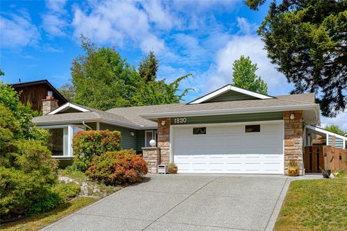 1830 Pastel Cres, Saanichton, BC, V8M1N6 | Card Image