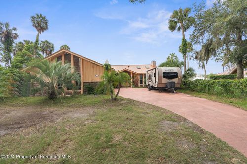 7840 Pier Road, Port Richey, FL, 34688 | Card Image