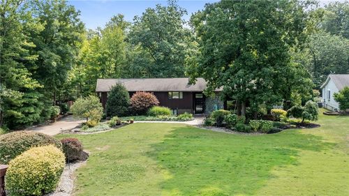 479 Hickory Hill Dr, Mayfield Village, OH, 44143-1506 | Card Image