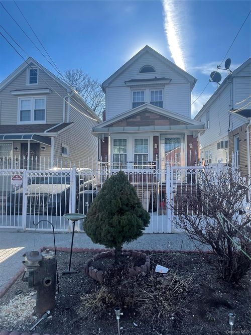 10916 143rd Street, New York, NY, 11435 | Card Image