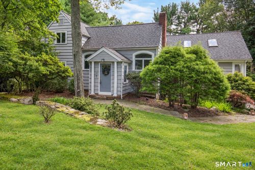 27 Rayfield Rd, Westport, CT, 06880-4526 | Card Image