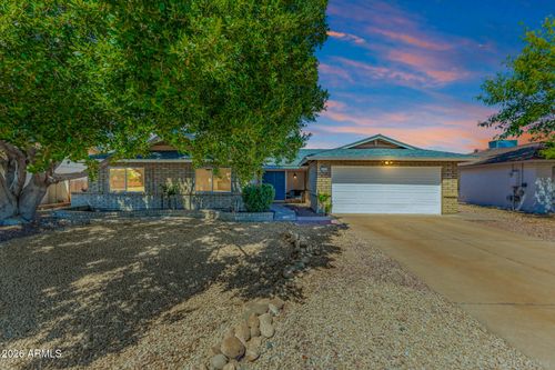 5222 W Sweetwater Ave, Glendale, AZ, 85304-1313 | Card Image