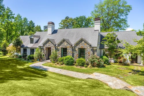 10 Minnekahda Pl, Chattanooga, TN, 37405-1508 | Card Image