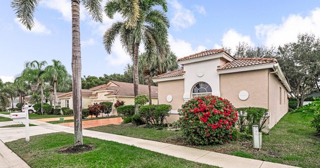 9684 Arbor View Dr N, House other with 2 bedrooms, 2 bathrooms and null parking in Boynton Beach FL | Image 43