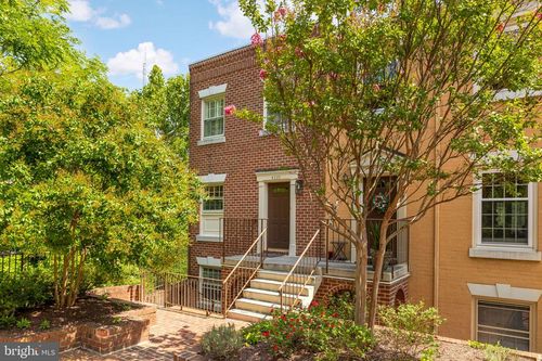 4335-4335 Massachusetts Ave Nw, WASHINGTON, DC, 20016-5546 | Card Image