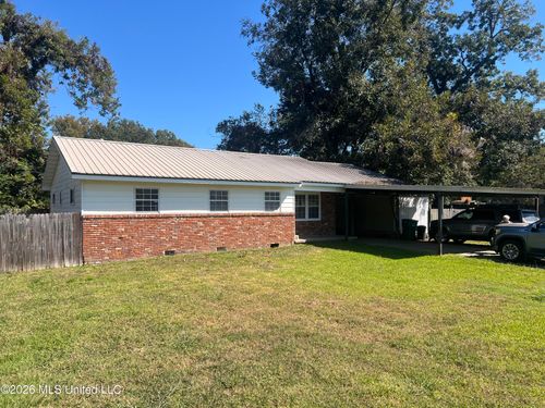 1001 Stadium Drive, Vicksburg, MS, 39180 | Card Image