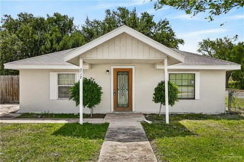 212 S 26th St, Donna, TX, 78537-3528 | Card Image