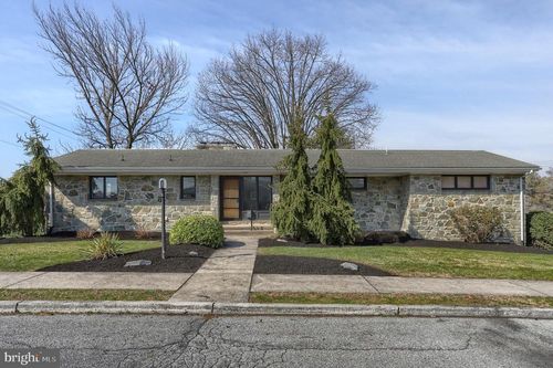 129 S Center Street, CLEONA, PA, 17042 | Card Image