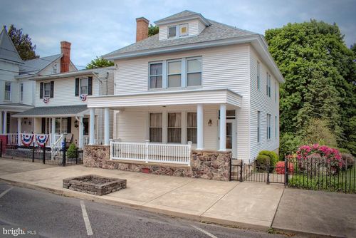 409 West Avenue, MOUNT CARMEL, PA, 17851 | Card Image