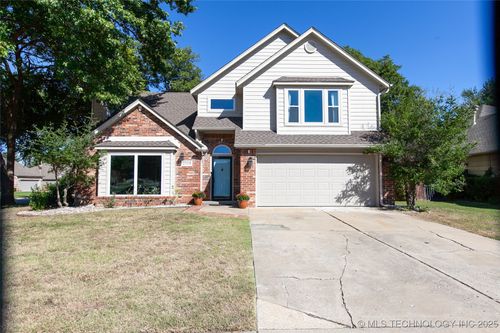 2008 Dallas St, Broken Arrow, OK, 74012-8361 | Card Image