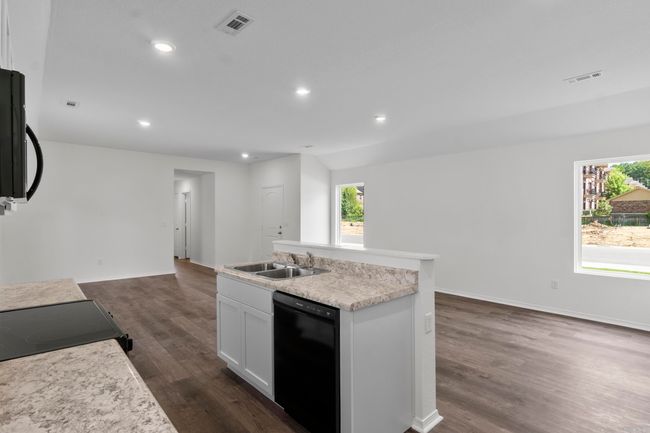 8201 Stacy Ln, House other with 2 bedrooms, 2 bathrooms and null parking in Little Rock AR | Image 16